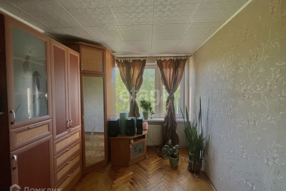 Продаётся 3-комнатная квартира, 41.1 м²