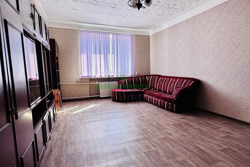 Продаётся 4-комнатная квартира, 97.9 м²