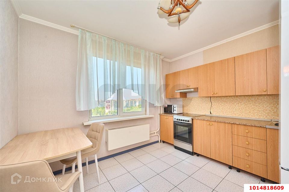 Продаётся 2-комнатная квартира, 63.3 м²