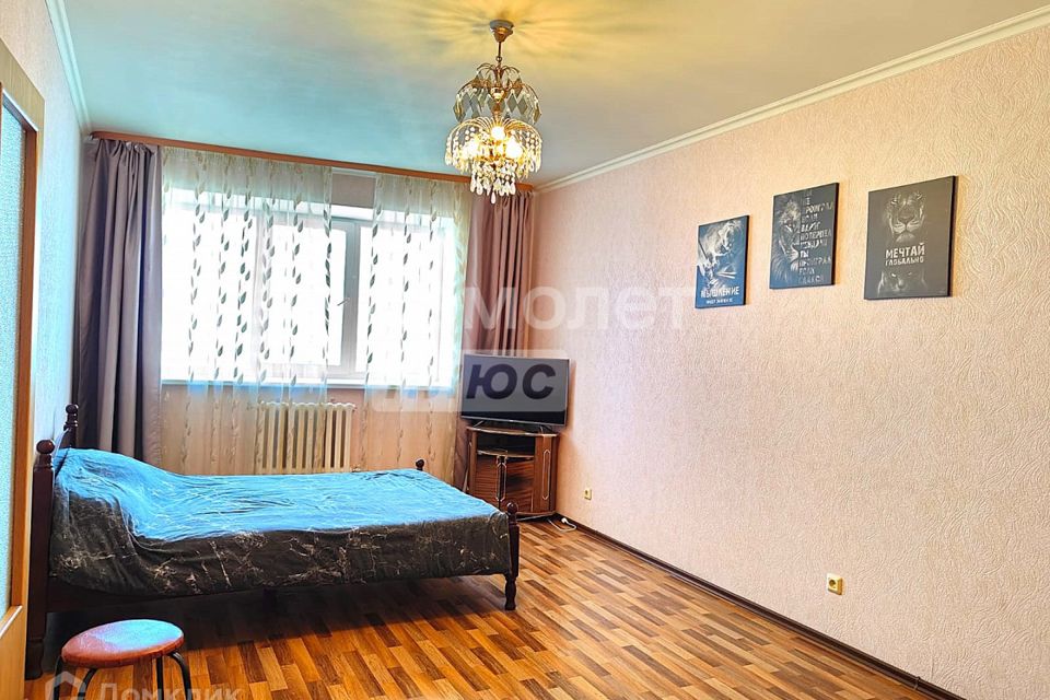 Продаётся 1-комнатная квартира, 42 м²