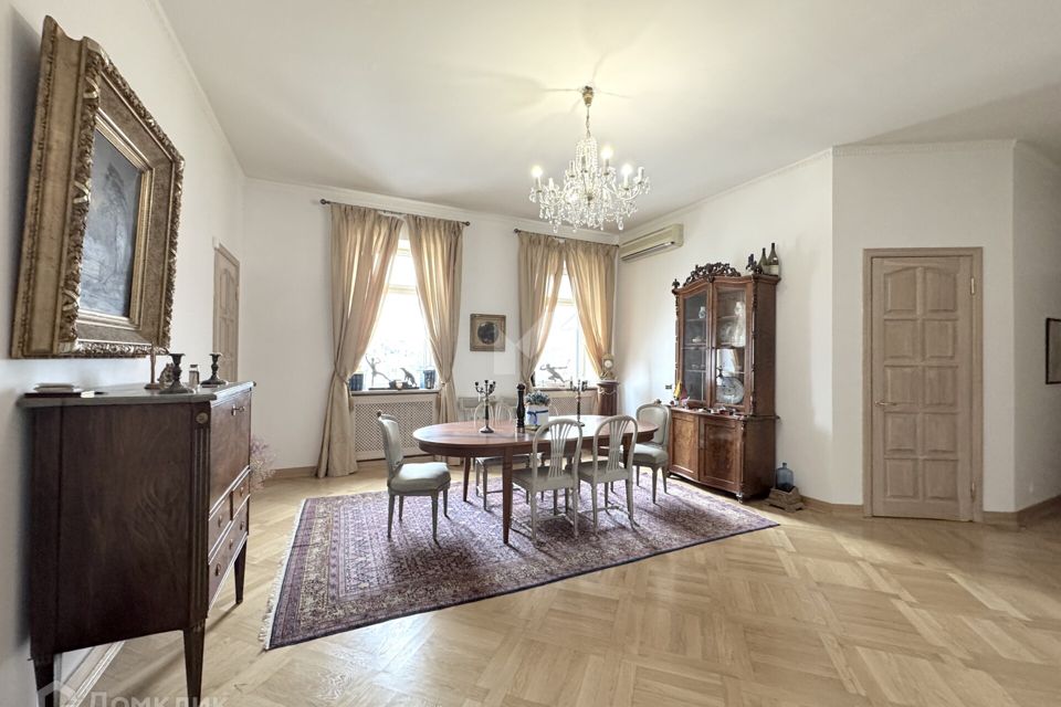 Продаётся 4-комнатная квартира, 89 м²