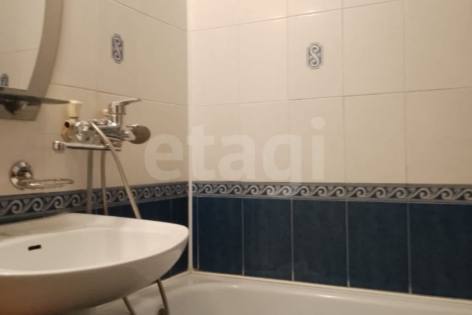 Продаётся 3-комнатная квартира, 60.2 м²