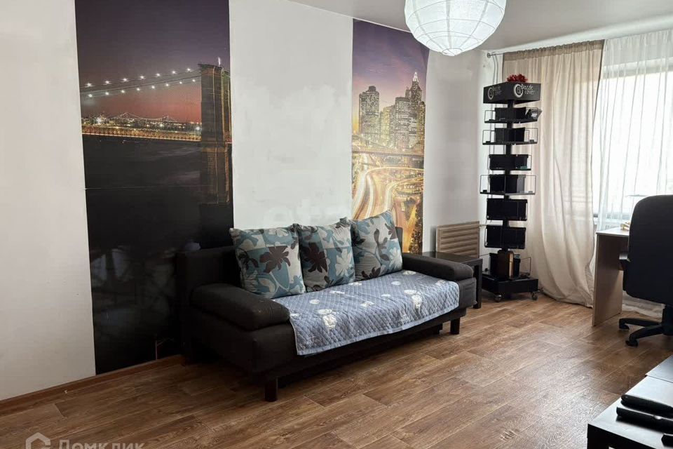 Сдаётся 1-комнатная квартира, 54 м²