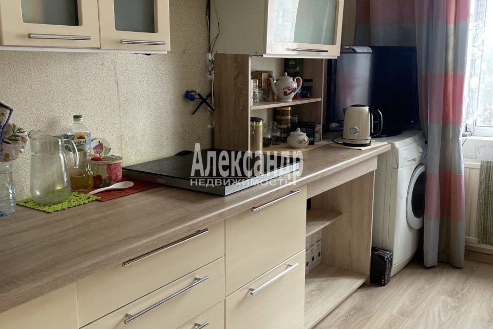 Продаётся 2-комнатная квартира, 60.7 м²