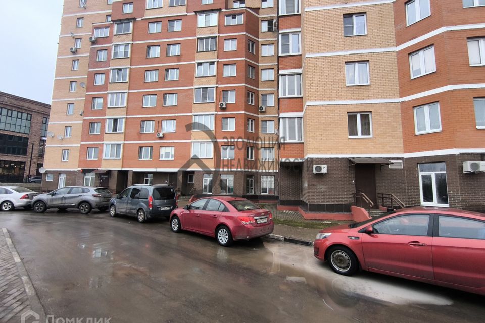 Продаётся 2-комнатная квартира, 65 м²