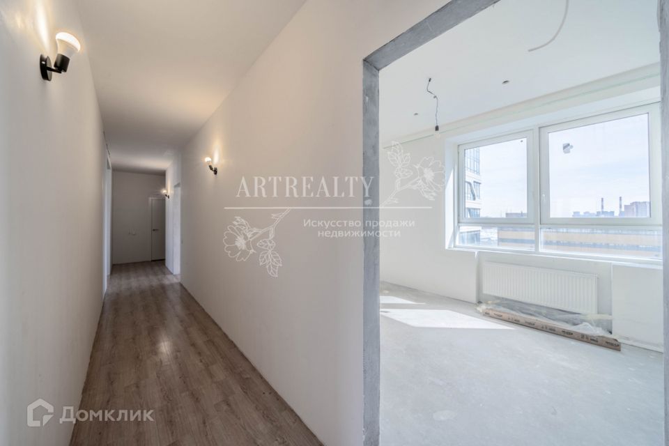 Продаётся 3-комнатная квартира, 120 м²