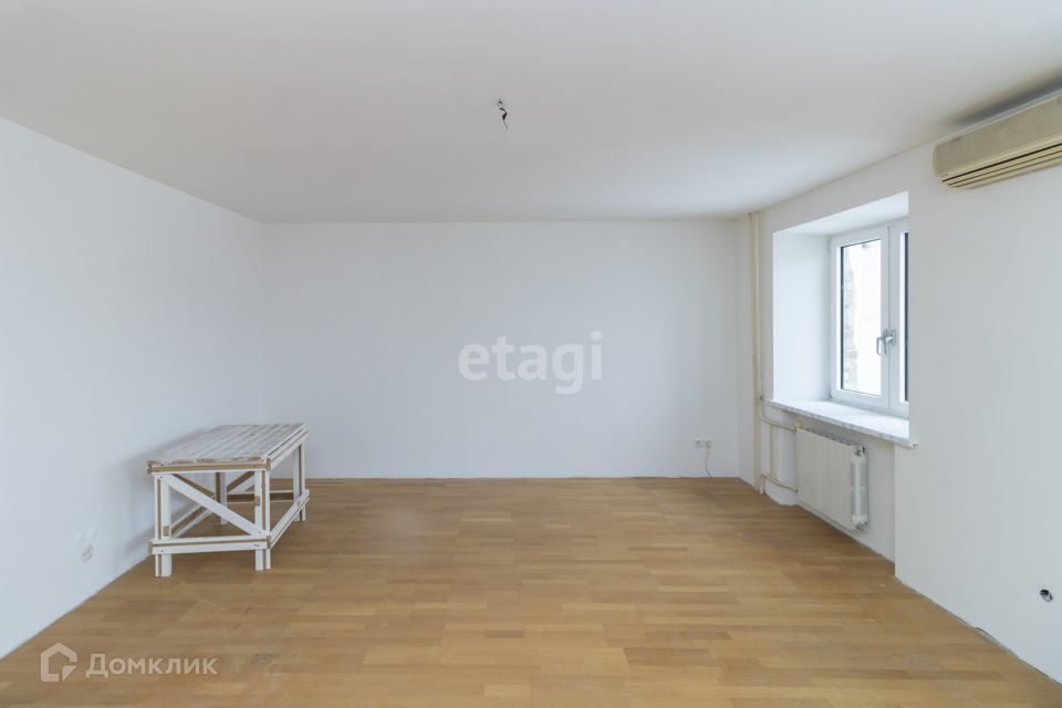 Продаётся 3-комнатная квартира, 112.8 м²