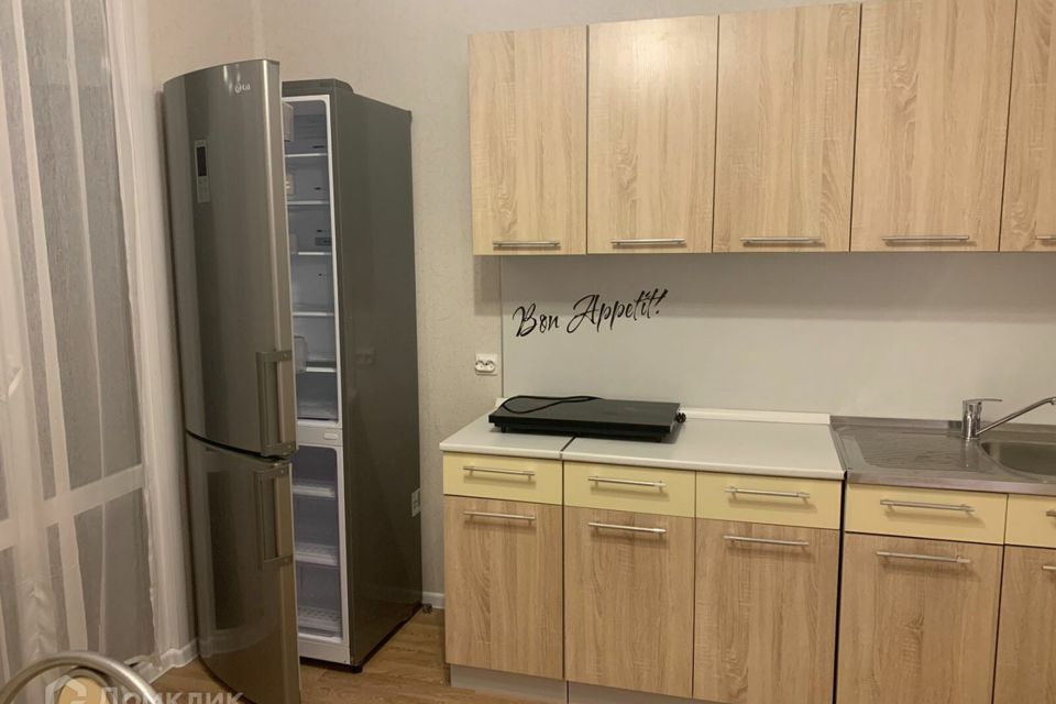 Сдаётся 1-комнатная квартира, 37 м²