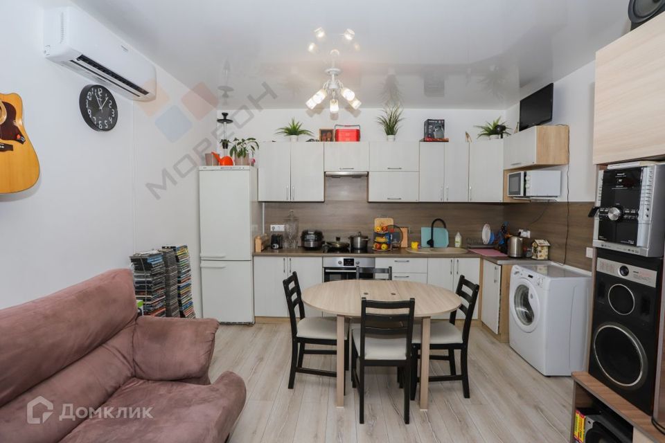 Продаётся 2-комнатная квартира, 56 м²
