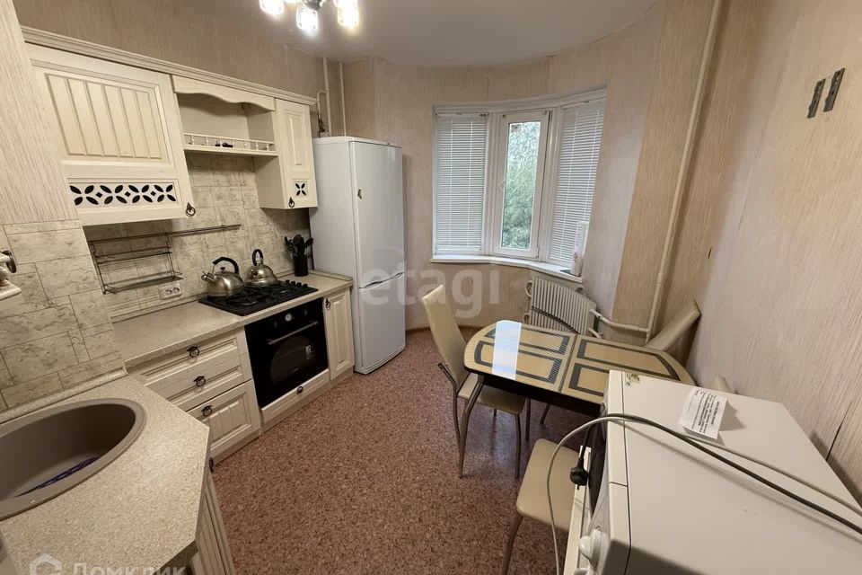 Сдаётся 2-комнатная квартира, 55.2 м²