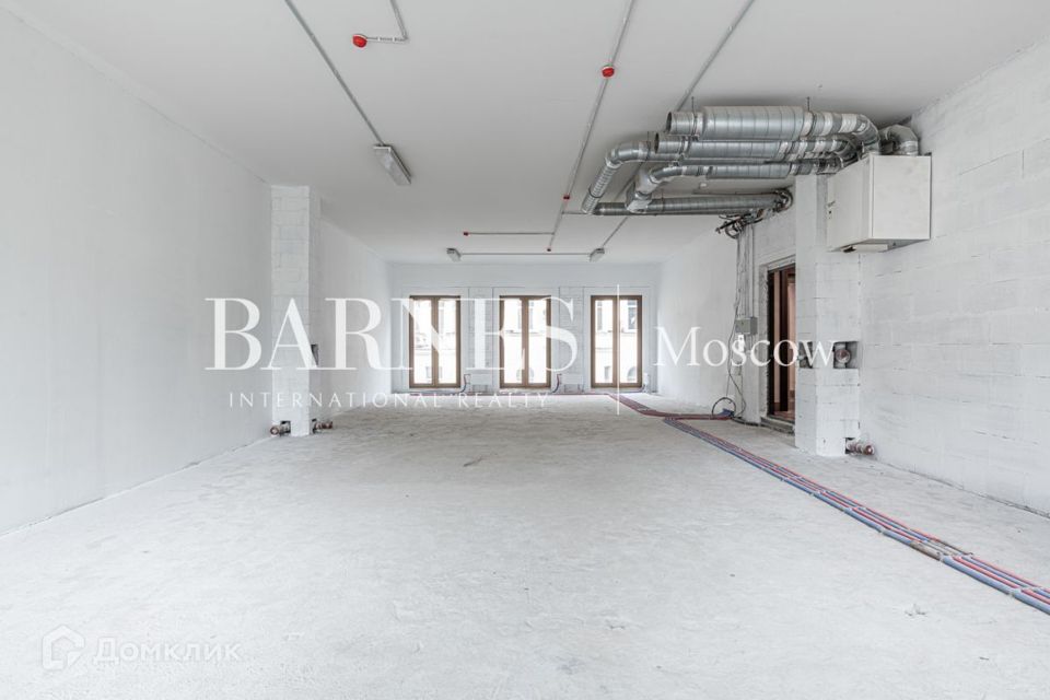 Продаётся 3-комнатная квартира, 124.95 м²