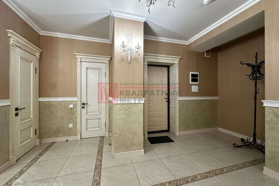 Сдаётся 4-комнатная квартира, 120 м²