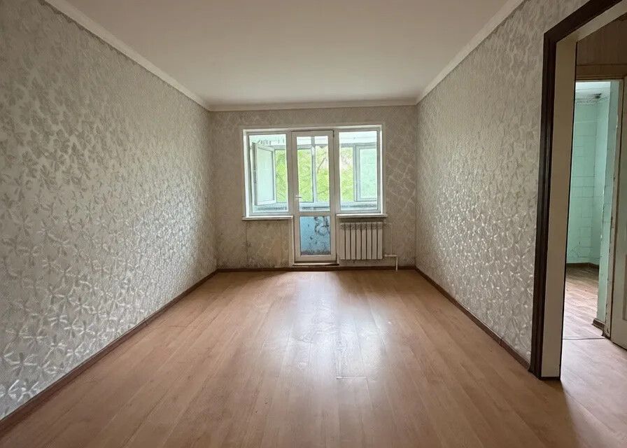 Продаётся 3-комнатная квартира, 57.9 м²