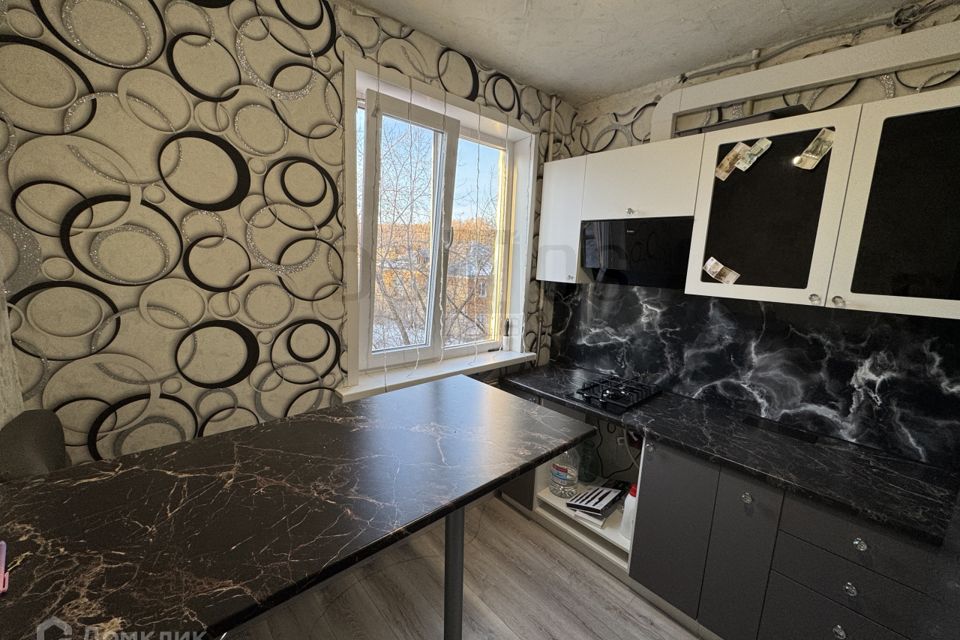Продаётся 2-комнатная квартира, 43.2 м²