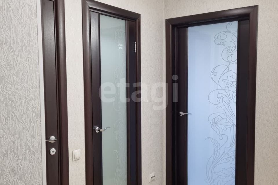 Продаётся 1-комнатная квартира, 43 м²