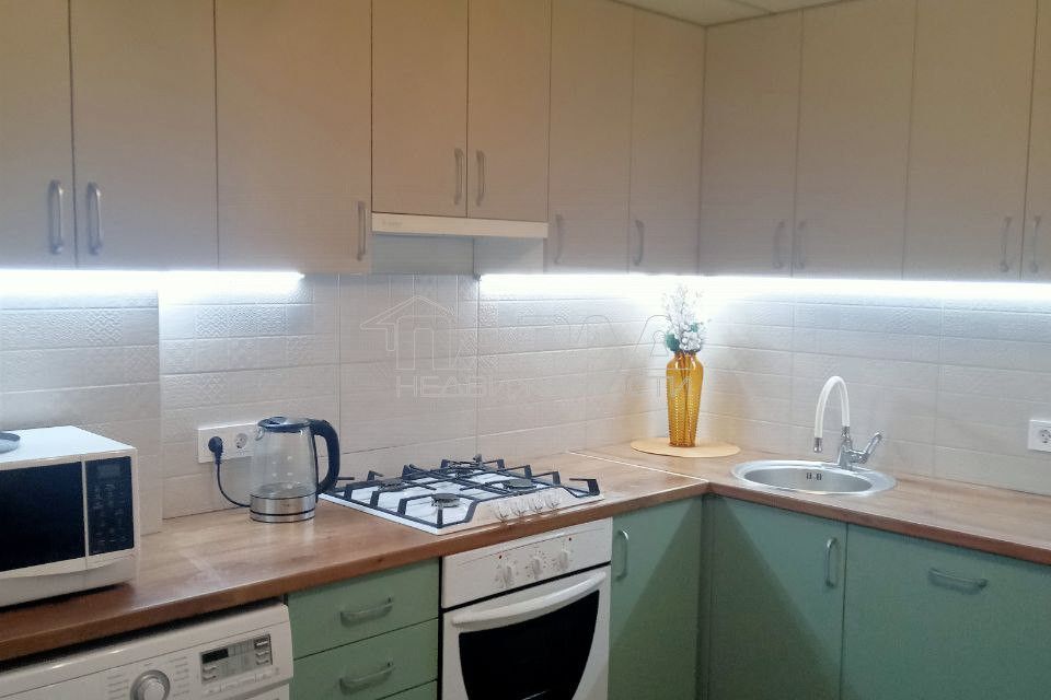 Продаётся 1-комнатная квартира, 39.8 м²