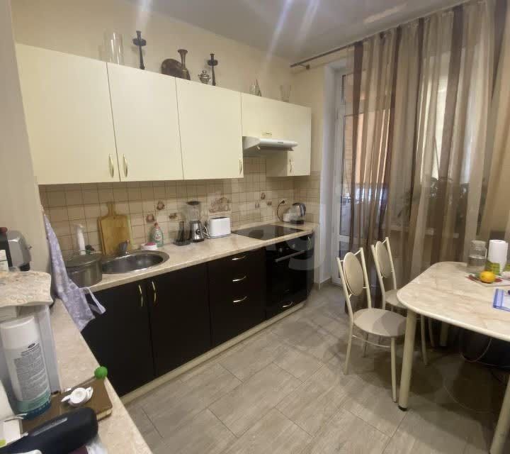 Продаётся 1-комнатная квартира, 45.4 м²