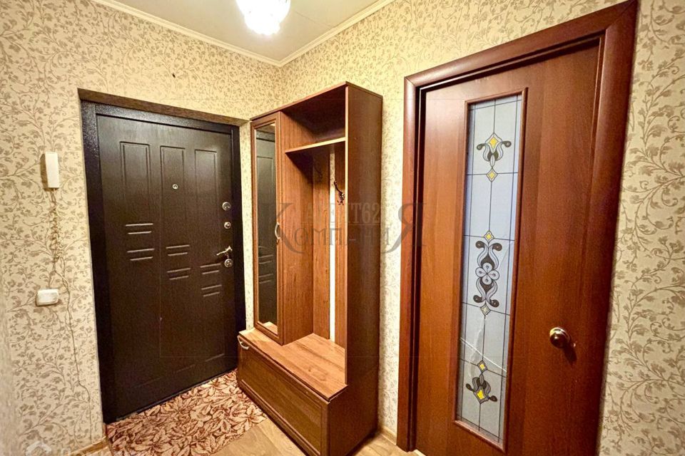 Продаётся 1-комнатная квартира, 35.3 м²