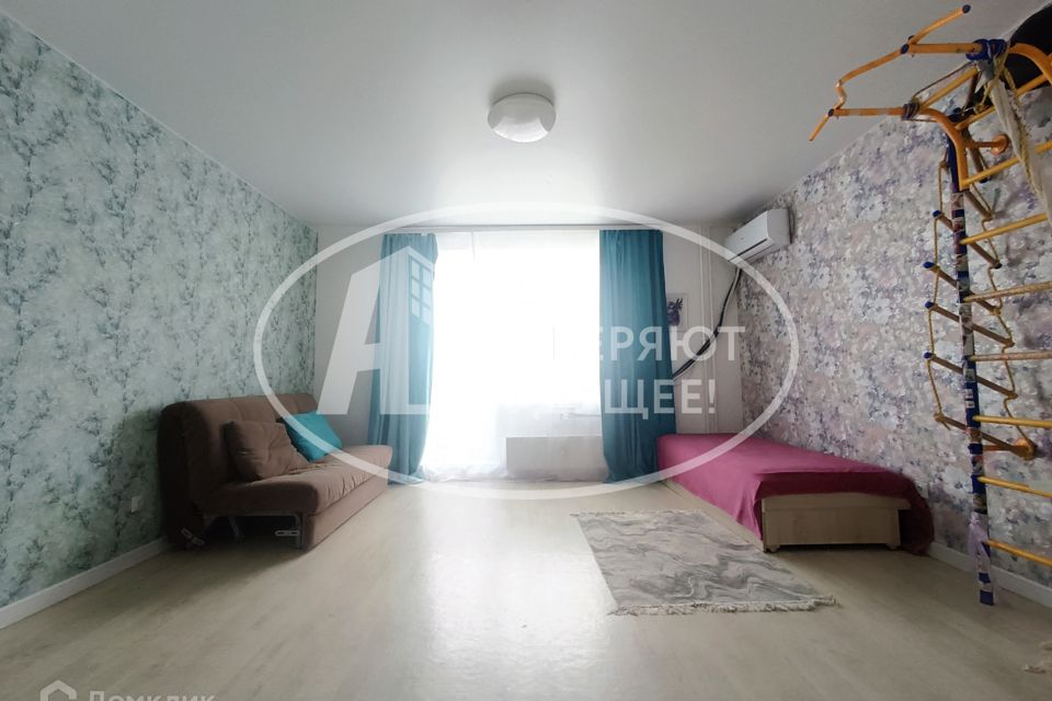 Продаётся 1-комнатная квартира, 39.7 м²