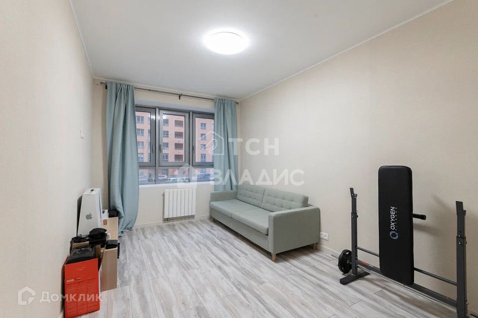 Продаётся 1-комнатная квартира, 43 м²