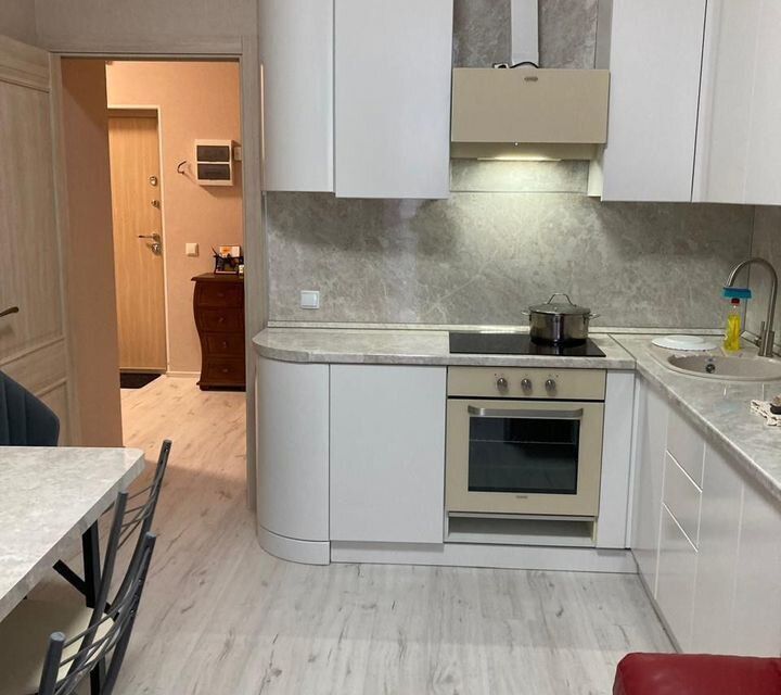 Сдаётся 2-комнатная квартира, 69.6 м²