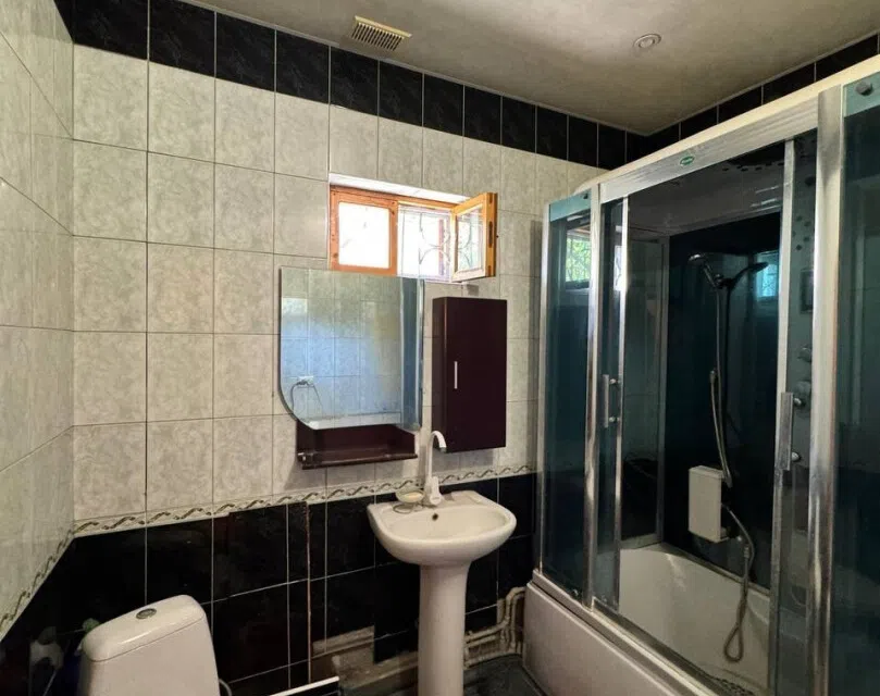Продаётся 1-этажный дом, 163 м²