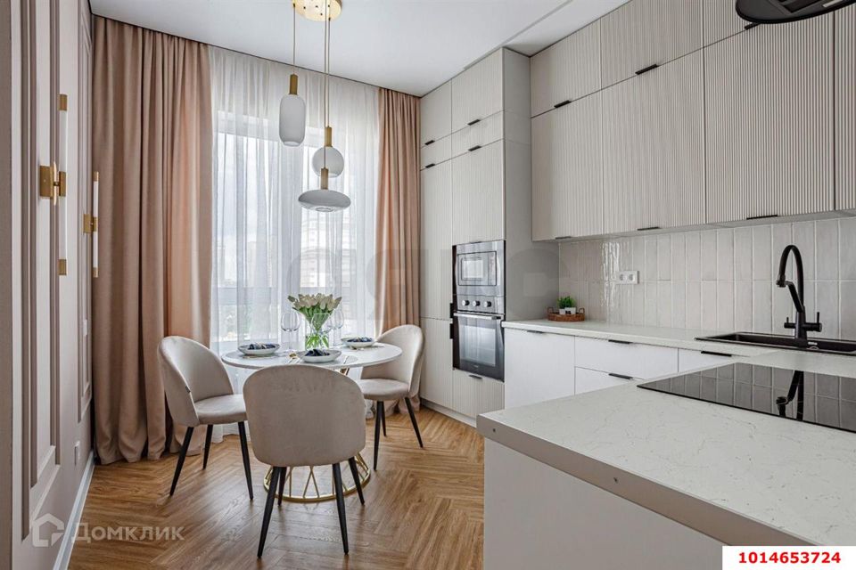 Продаётся 2-комнатная квартира, 53.4 м²