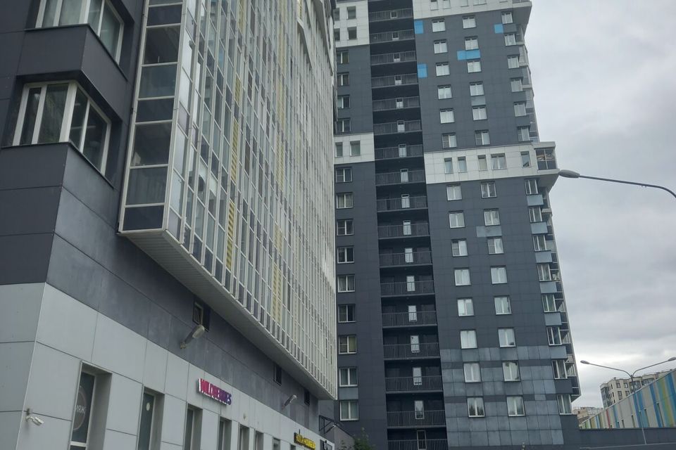 Продаётся 1-комнатная квартира, 41.8 м²