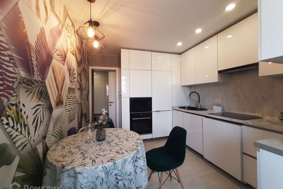 Продаётся 3-комнатная квартира, 70 м²