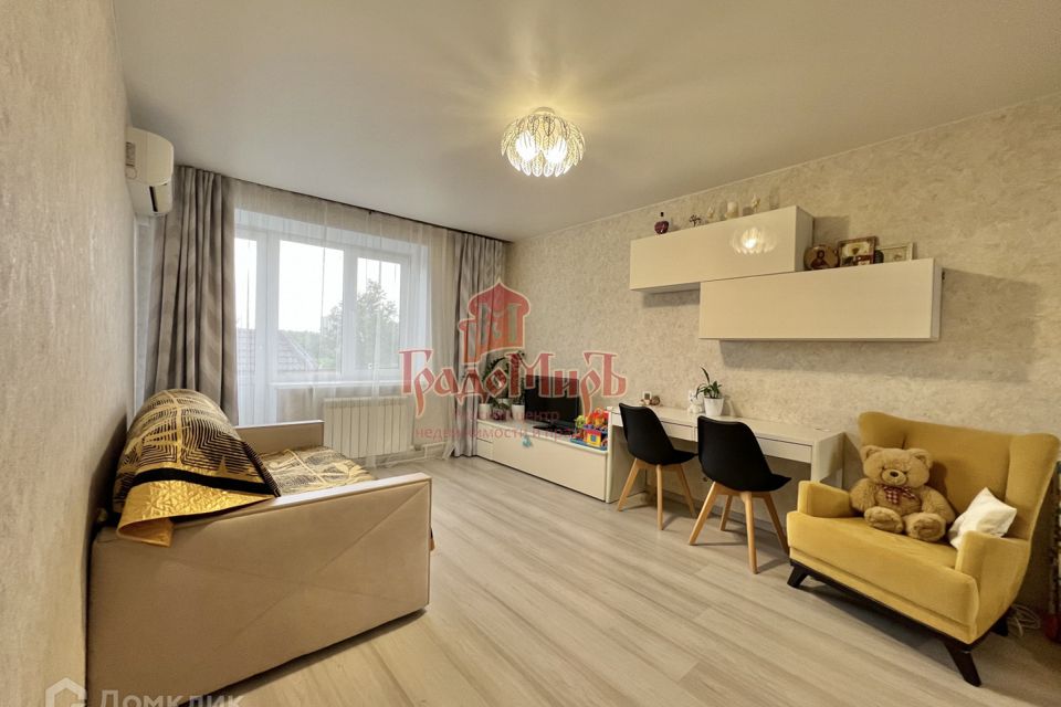 Продаётся 1-комнатная квартира, 32.7 м²