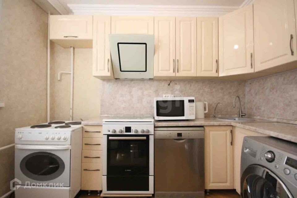 Продаётся 3-комнатная квартира, 66.7 м²