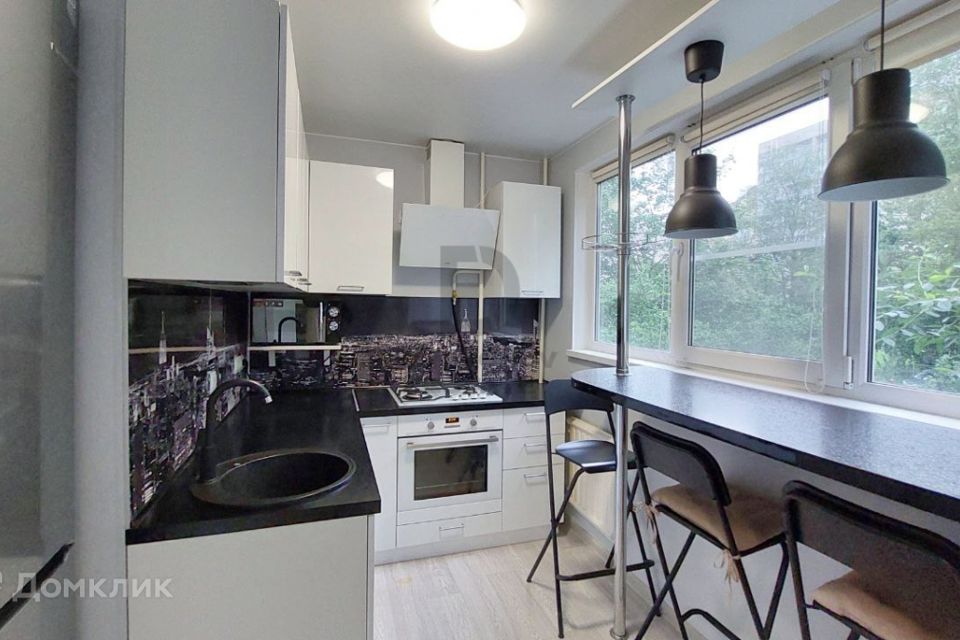 Продаётся 3-комнатная квартира, 59.6 м²
