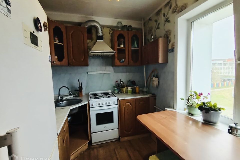 Продаётся 3-комнатная квартира, 59.3 м²
