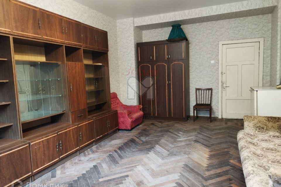 Сдаётся комната в 3-комн. квартире, 24.2 м²