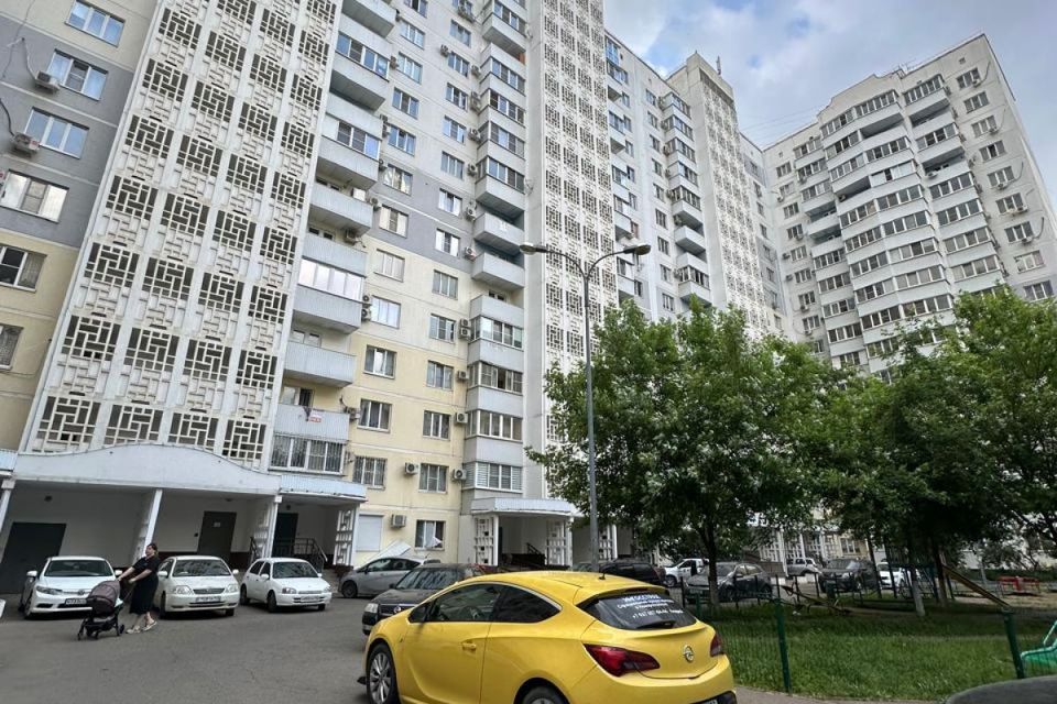 Продаётся 2-комнатная квартира, 62.2 м²