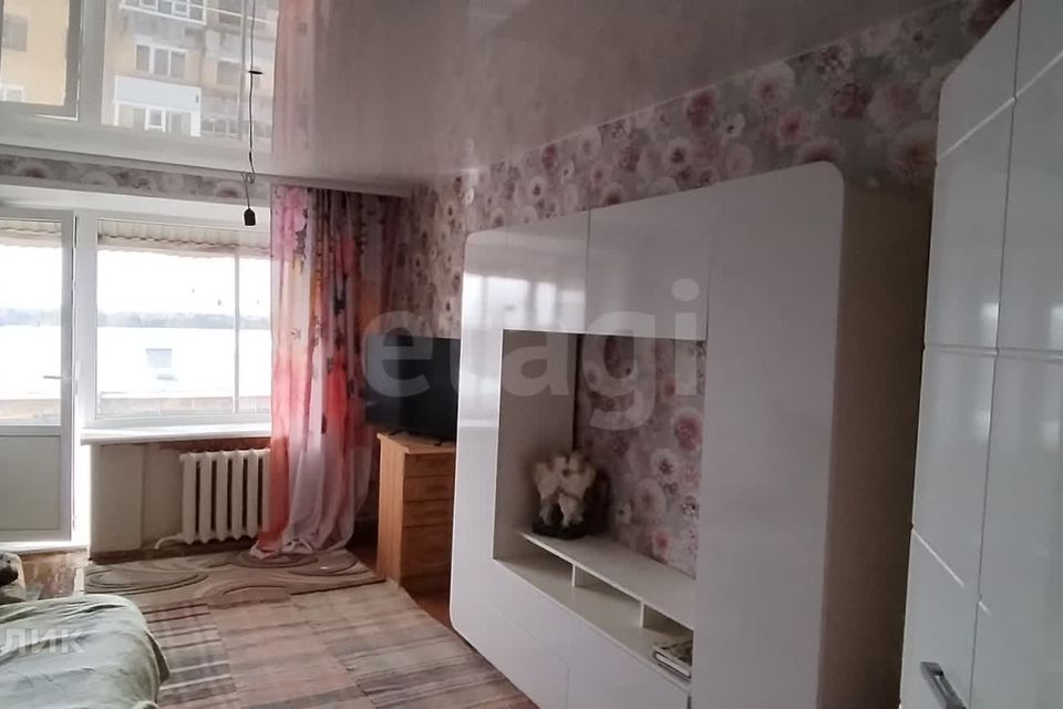 Продаётся 3-комнатная квартира, 57.7 м²