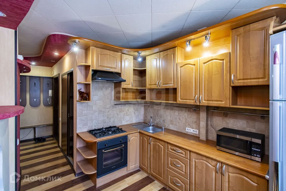 Продаётся 3-комнатная квартира, 68.6 м²