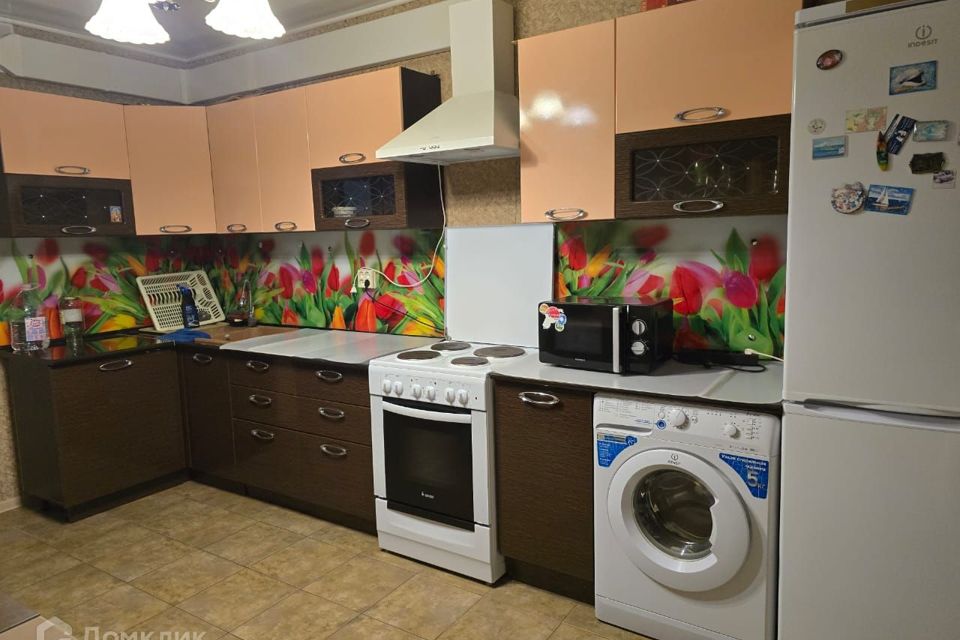 Сдаётся 2-комнатная квартира, 60 м²