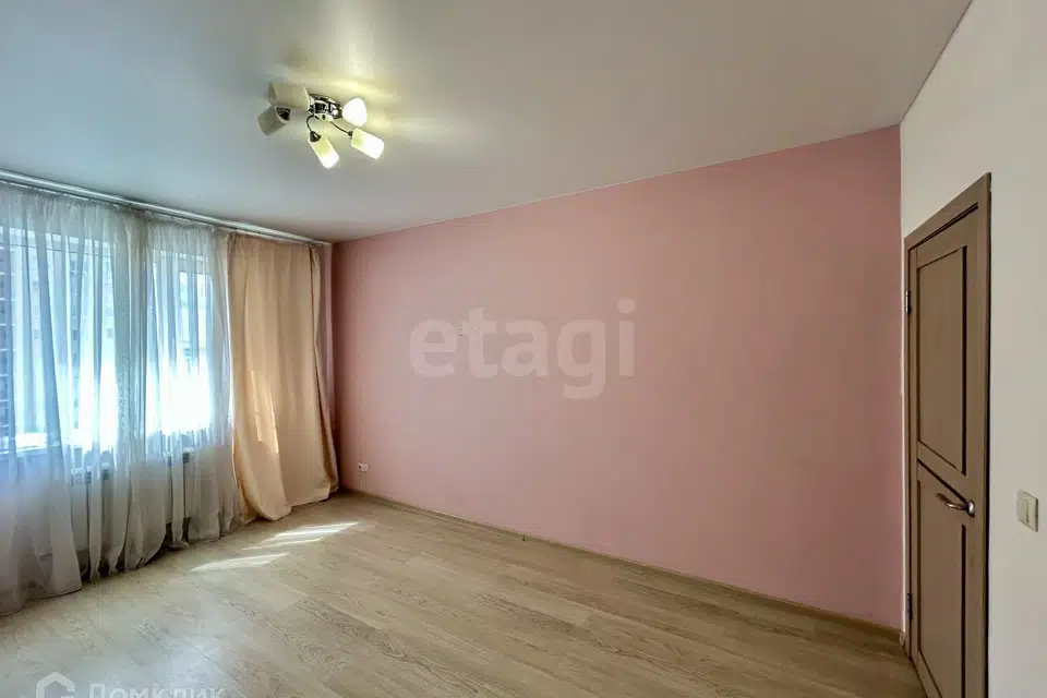 Продаётся 2-комнатная квартира, 57 м²
