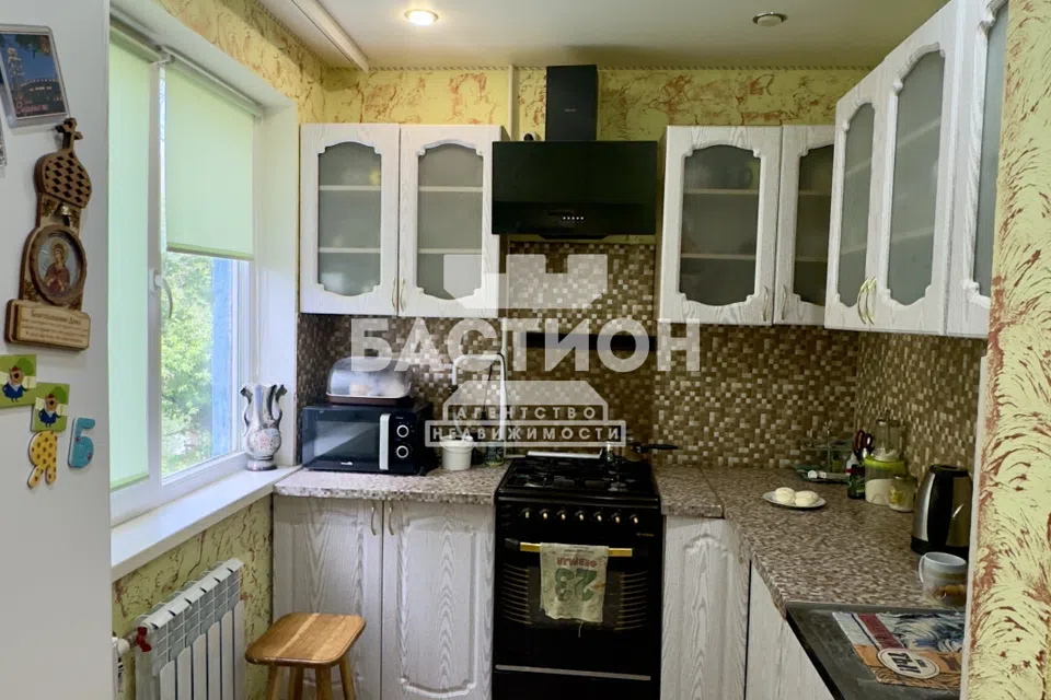 Продаётся 3-комнатная квартира, 63 м²