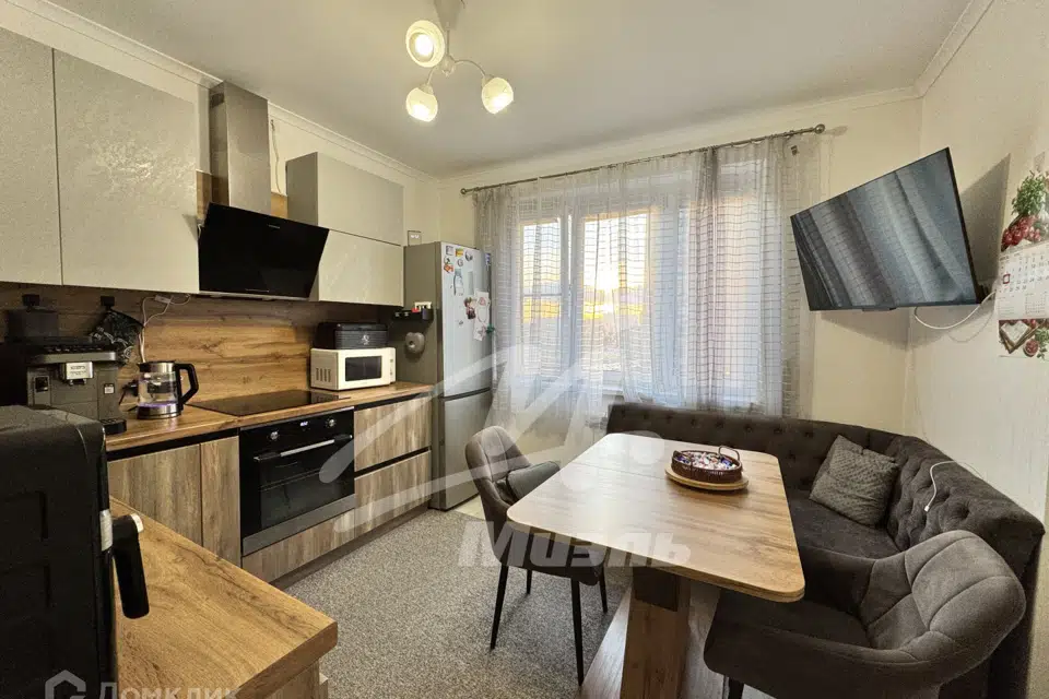 Продаётся 4-комнатная квартира, 99.1 м²