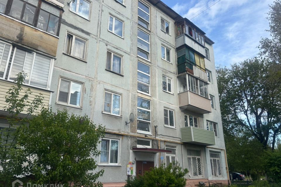 Продаётся 4-комнатная квартира, 58.6 м²
