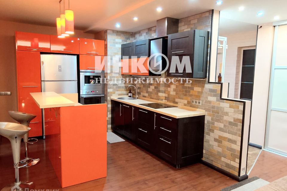 Продаётся 3-комнатная квартира, 103.8 м²