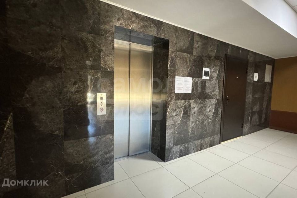 Продаётся 3-комнатная квартира, 145 м²