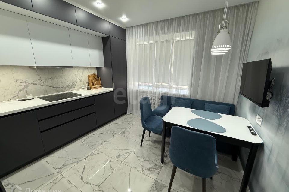 Продаётся 2-комнатная квартира, 57.7 м²