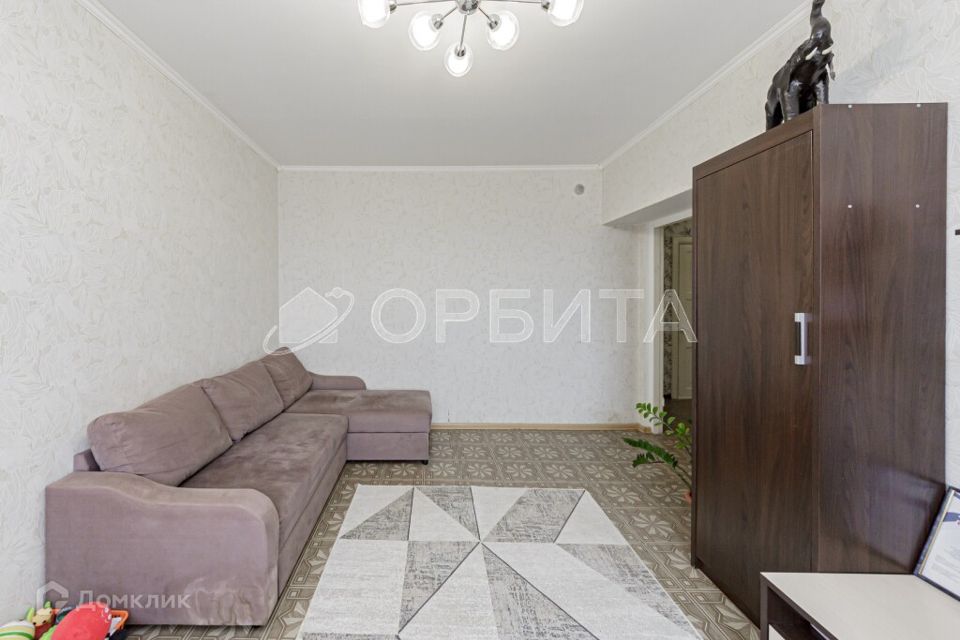 Продаётся 4-комнатная квартира, 102 м²