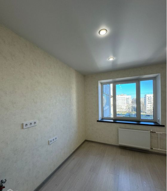 Продаётся комната в 12-комн. квартире, 12 м²