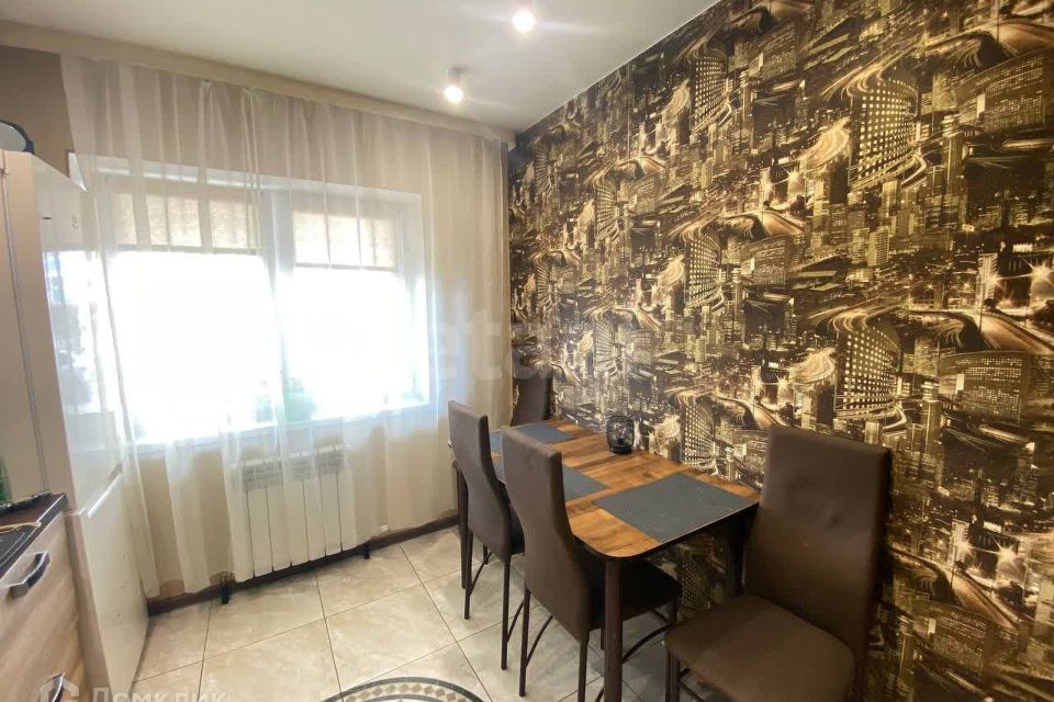 Продаётся 1-комнатная квартира, 35.2 м²