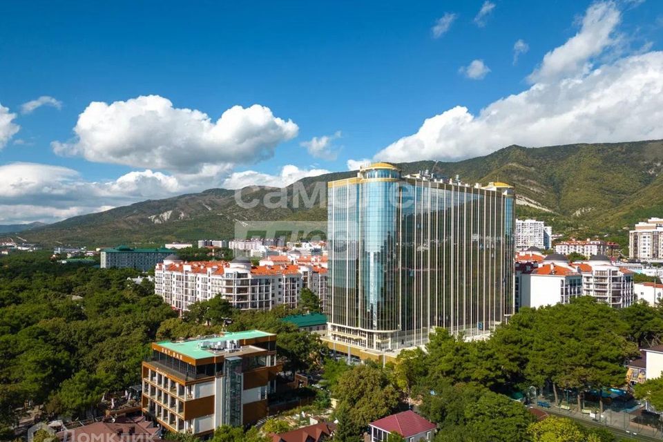 Продаётся 2-комнатная квартира, 82.9 м²