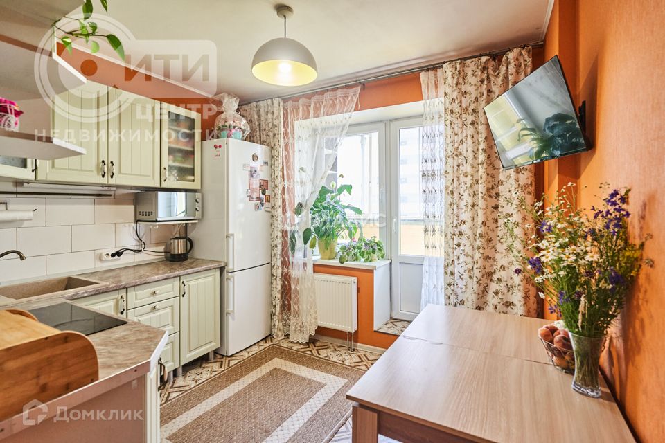Продаётся 1-комнатная квартира, 40.2 м²